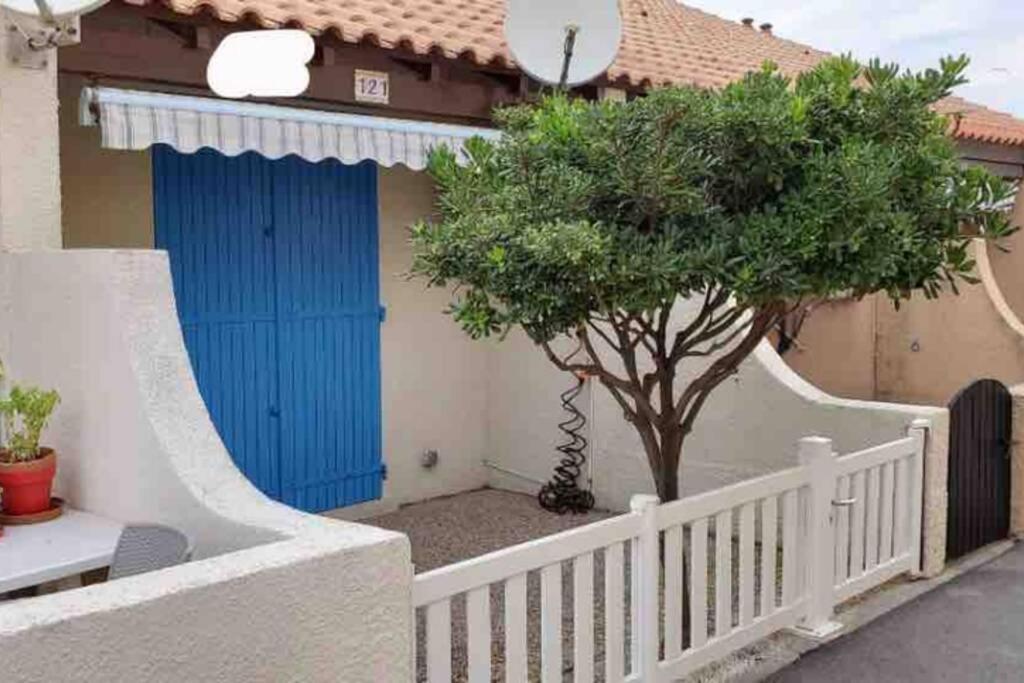 Maisonnette Climatisee Dans Residence Naturiste ลูกัท ภายนอก รูปภาพ